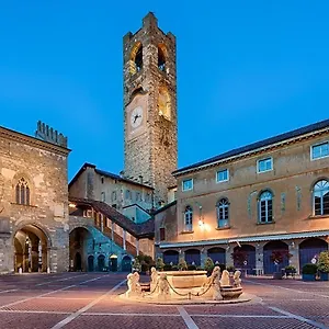 Apartment Smart Gold Luxury, Bergamo